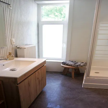 Town House With View Over The 3 Towers Of Bruges, Cleaning Included Casa de Férias *